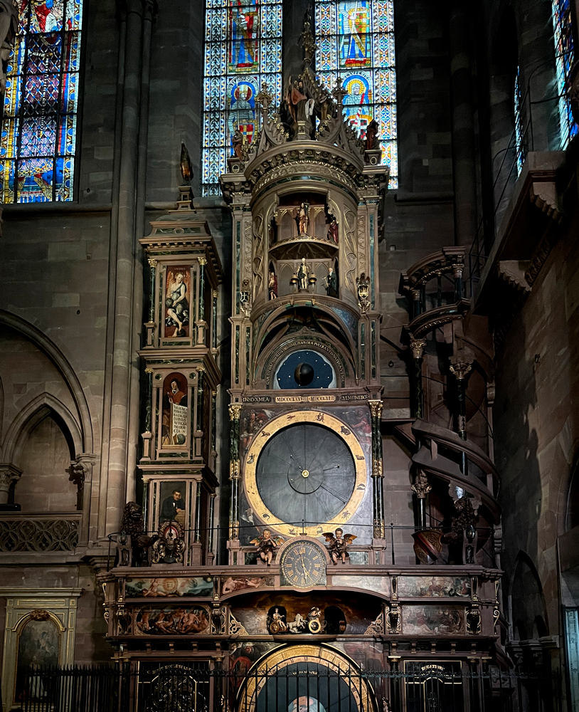 Horloge astronomique de Strasbourg construite par Jean-Baptiste Schwilgué de 1838 à 1842.